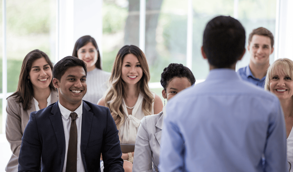 3 Thoughtful Ways to Welcome New Employees the Right Way
