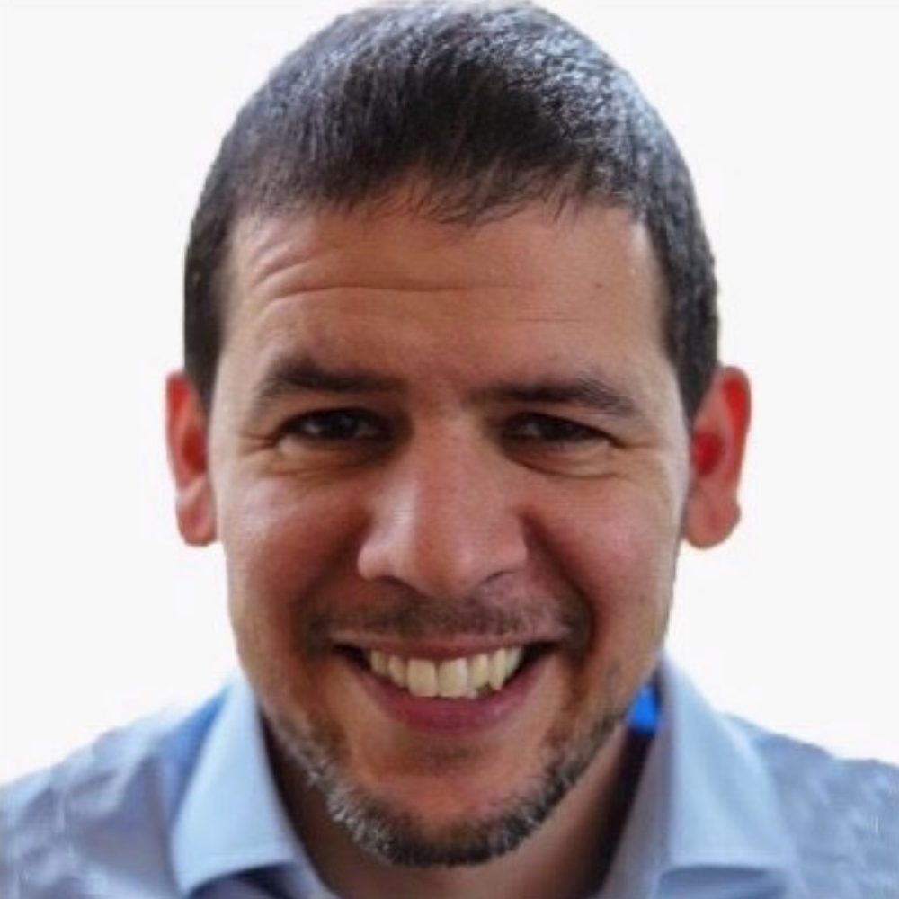 Gergo Vari, CEO and founder at Lensa